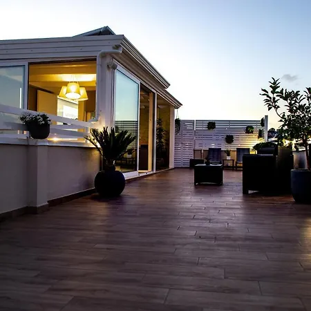 Operaprimasuite Bed & Breakfast