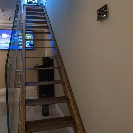 Operaprimasuite Panzió