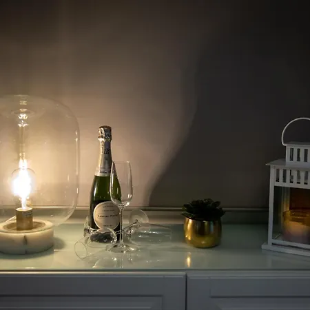 Frühstückspension Operaprimasuite 4*