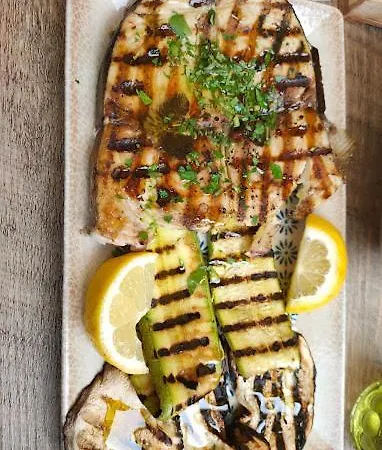 Operaprimasuite Frühstückspension 4*