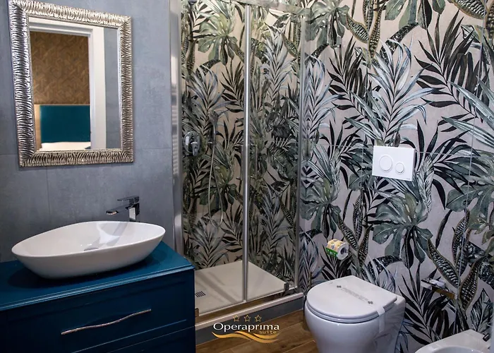 Operaprimasuite Bed & Breakfast 4*